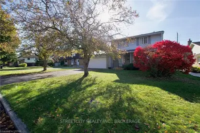 110 St. Clair Crescent, London South, On N6j 3v9