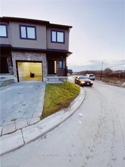 811 Sarnia Road 10, London North, On N6h 0k3