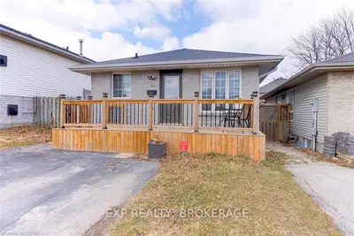 955 Lawson Road, London North, On N6g 4x4