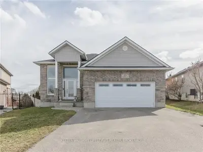 15 Fairview Street, Tillsonburg, On N4g 1a2