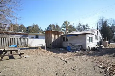 6358 LONDON Road, Kettle Point 44, ON N0N 1J1