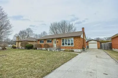 6 Marbenor Crescent, London East, On N5w 1t3