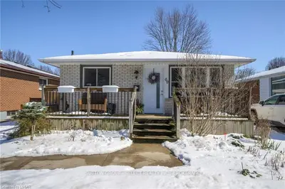 69 Cantley Crescent, London South, On N6e 1g7