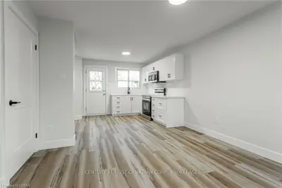 825 Dundalk Drive 23, London South, On N6c 3v6