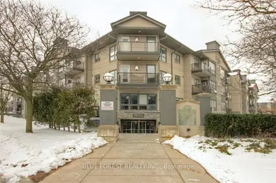 15 Jacksway Crescent 208, London North, On N5x 3t8