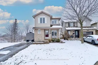 9886 Florence Street, Southwold, On N5p 4l3
