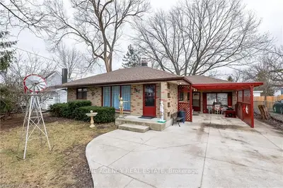 761 WELLINGTON Street, Sarnia, ON N7T 1J4