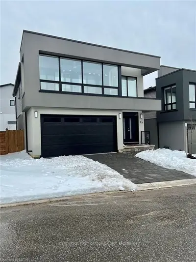 1820 Canvas Way 25, London North, On N5x 0n5