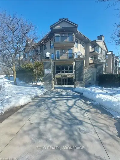 15 Jacksway Crescent 106, London North, On N5x 3t8