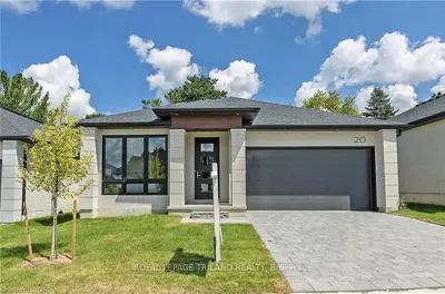 203 Wychwood Park 20, London North, On N6g 1s3