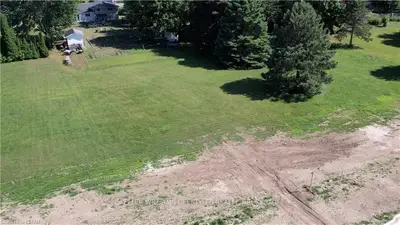 Lot 35 John Street, Southwest Middlesex, On N0l 1m0