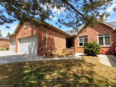 400 Ambleside Drive 9, London North, On N6g 4y7