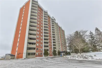 1103 Jalna Boulevard 1105, London South, On N6e 2w8