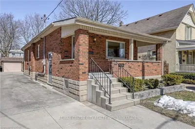 174 Garfield Avenue, London South, On N6c 2b8