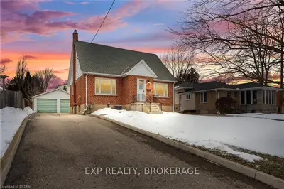 548 Eden Avenue, London South, On N6c 2z4