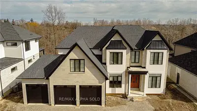 465 Warner Terrace, London North, On N6c 0e6