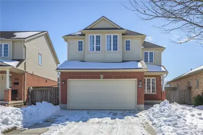 991 Fogerty Street, London North, On N5x 4m2