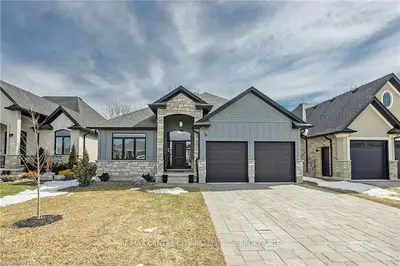 78 Kemp Crescent, Strathroy-caradoc, On N7g 0g3