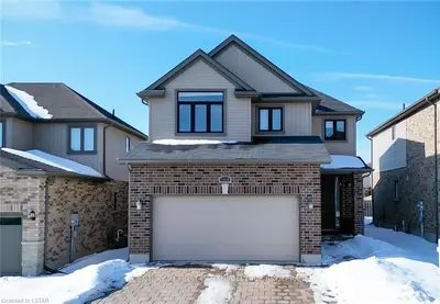 1710 Beaverbrook Avenue, London North, On N6h 0e4