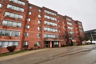 650 Cheapside Street 601, London East, On N5y 5j8