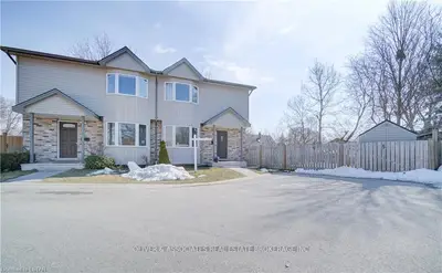 58 Smith Street 5, London East, On N5z 2c7