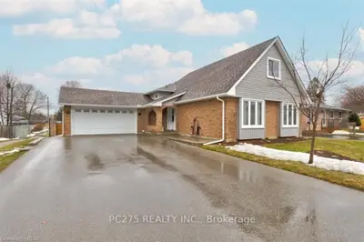1059 Canfield Crescent, Woodstock, On N4s 8p3