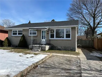 260 Hale Street, London East, On N5w 1g1