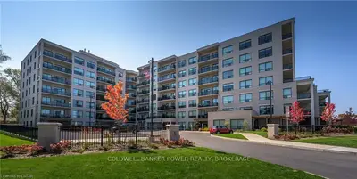 1200 Commissioners Road W 316, London South, On N6k 1c7