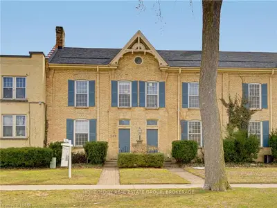 349 Princess Avenue, London East, On N6b 2a7