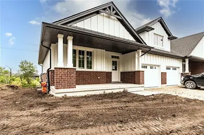 175 Glengariff Drive 45, Southwold, On N5p 0g1