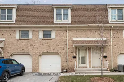 900 Pond View Road 54, London South, On N5z 4l7