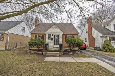 701 Strathmeyer Street, London East, On N5y 3z3