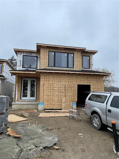 3312 Oriole Drive, London South, On N6m 0k1