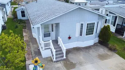 5700 BLACKWELL Side Road 272, Sarnia, ON N7W 1B7
