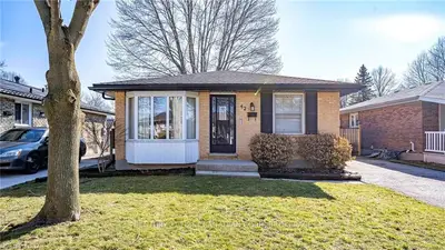 42 Harcroft Crescent, London South, On N6c 3a1