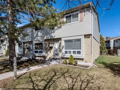 475 Sandringham Crescent 45, London South, On N6c 5b9