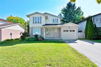 2000 Aldersbrook Road, London North, On N6g 3x2