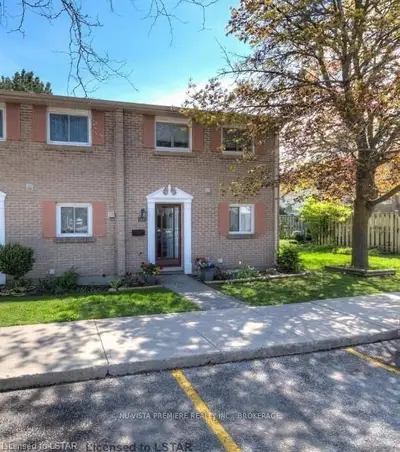 166 Southdale Road W 12, London South, On N6j 2j1