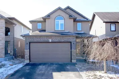 1215 Gough Road, London North, On N5x 0h2