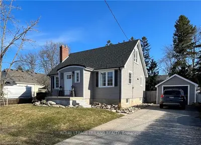 6953 James Street, London South, On N6p 1a1