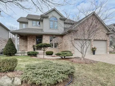 4344 Masterson Circle, London South, On N6p 1t4