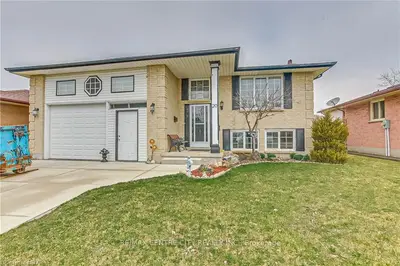 20 Golfview Crescent, London South, On N6c 5m9