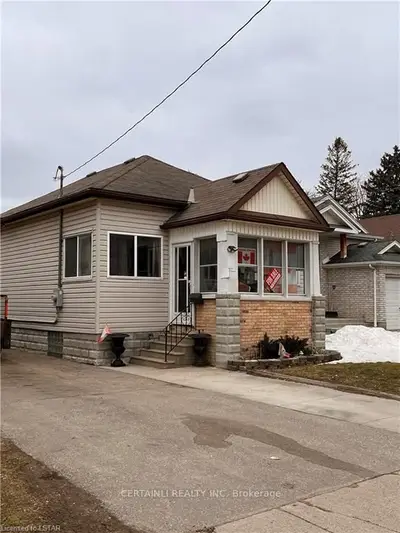 441 Dorinda Street, London East, On N5w 4b3