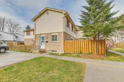 230 Clarke Road 152, London East, On N5w 5p8