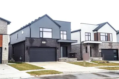 2181 Tokala Trail, London North, On N6g 0z7