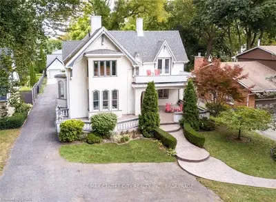 225 VICTORIA Avenue, Chatham-Kent, ON N7L 3A7