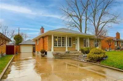 331 Tweedsmuir Avenue, London East, On N5w 1l5