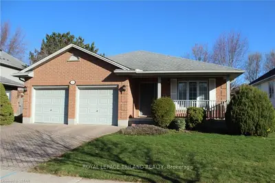 527 Ambleside Drive, London North, On N6g 4y9