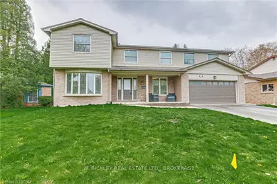 43 Hillsmount Road, London South, On N6k 1w1
