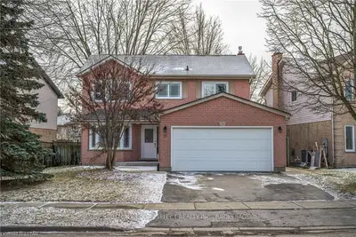 23 Laurel Street, London North, On M6h 4w3